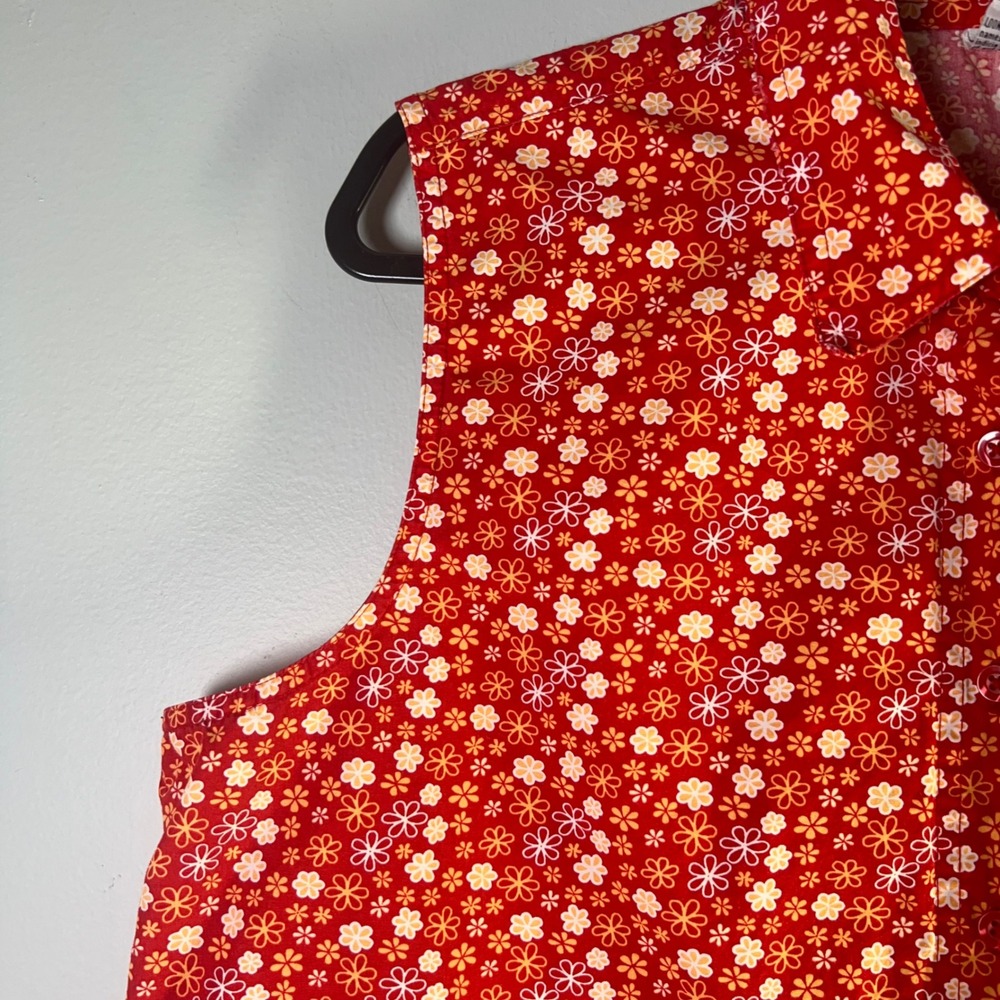 Looney Tunes Womens Sz XL Tweety Bird Sleeveless Button Up Blouse Red Floral Y2K - Picture 4 of 11